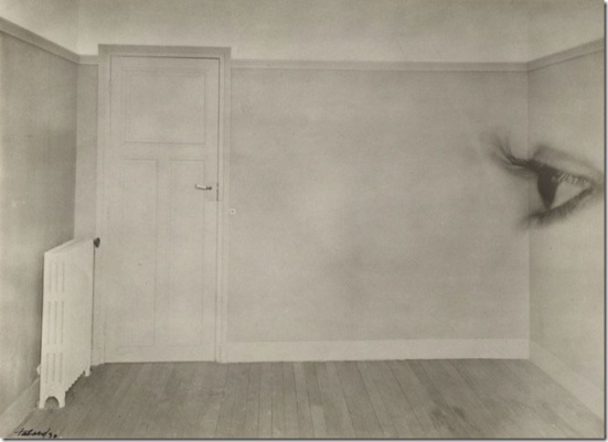 024 Room with Eye 1930. Maurice Tabard